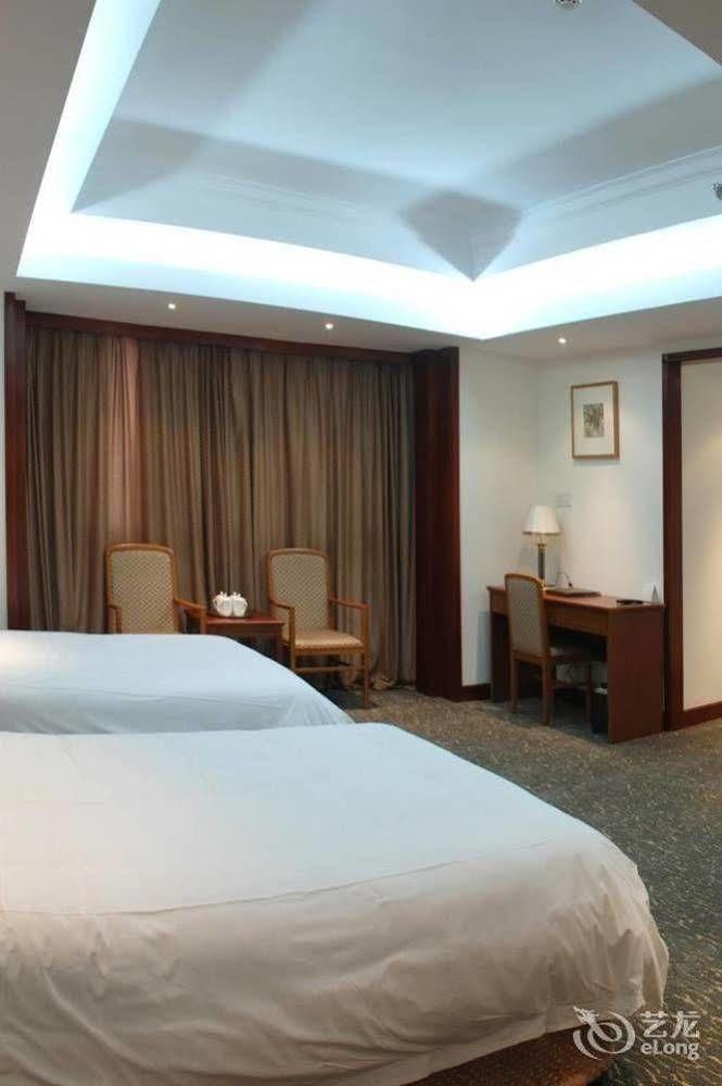 Byfond Hotel Shanghai Esterno foto